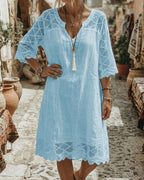 Nivara | Robe Fluide à Dentelle et Col V